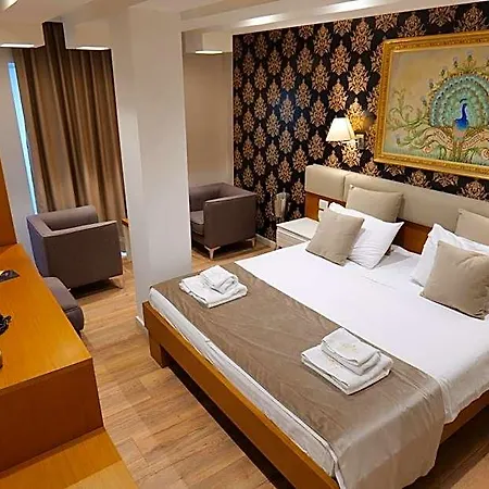 Queen Hotel